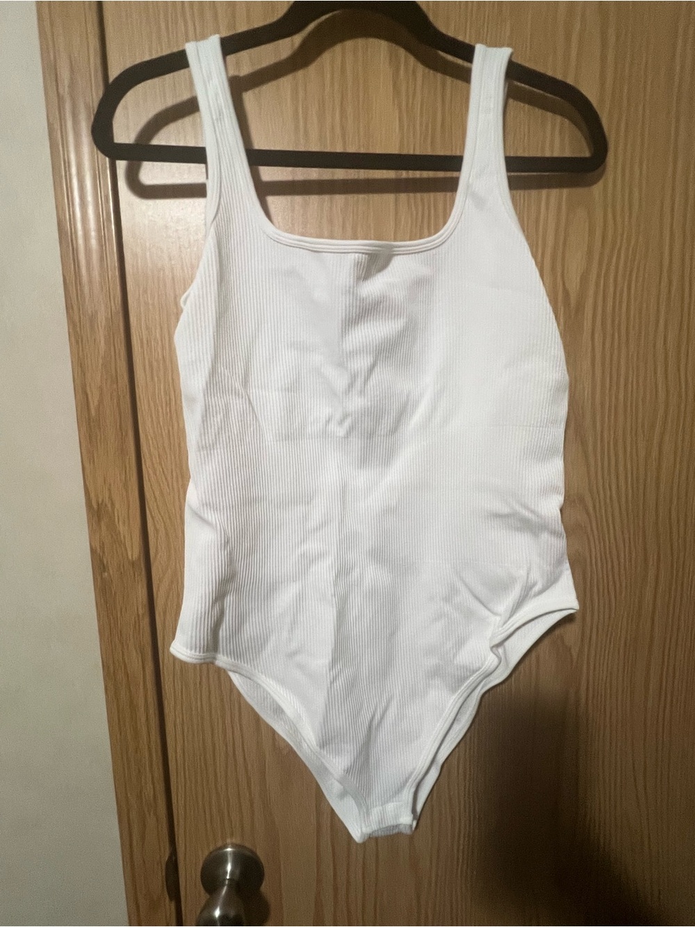 OQQ Women's White Ribbed Square-Neck Bodysuit